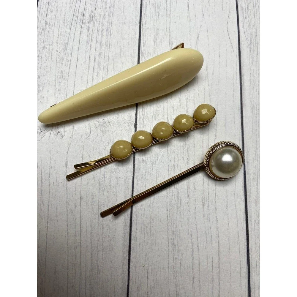 Iris Fashion Jewelry Hair Clip Set Pearl Beige Gold Tone Bobby Pins